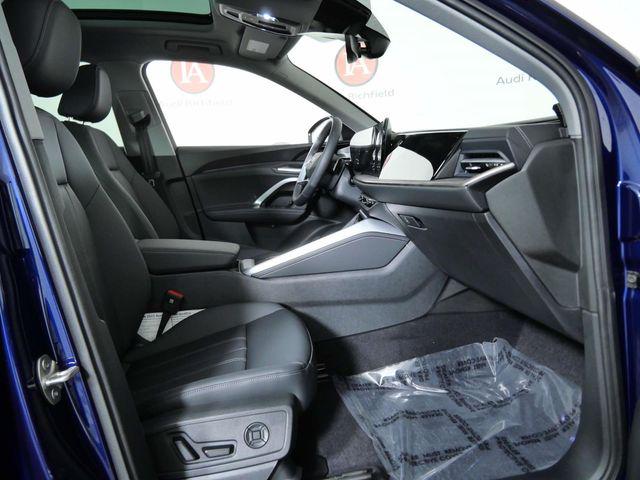 2025 Audi Q5 Premium - Photo 11