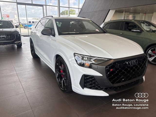 2026 Audi RS Q8 SUV performance