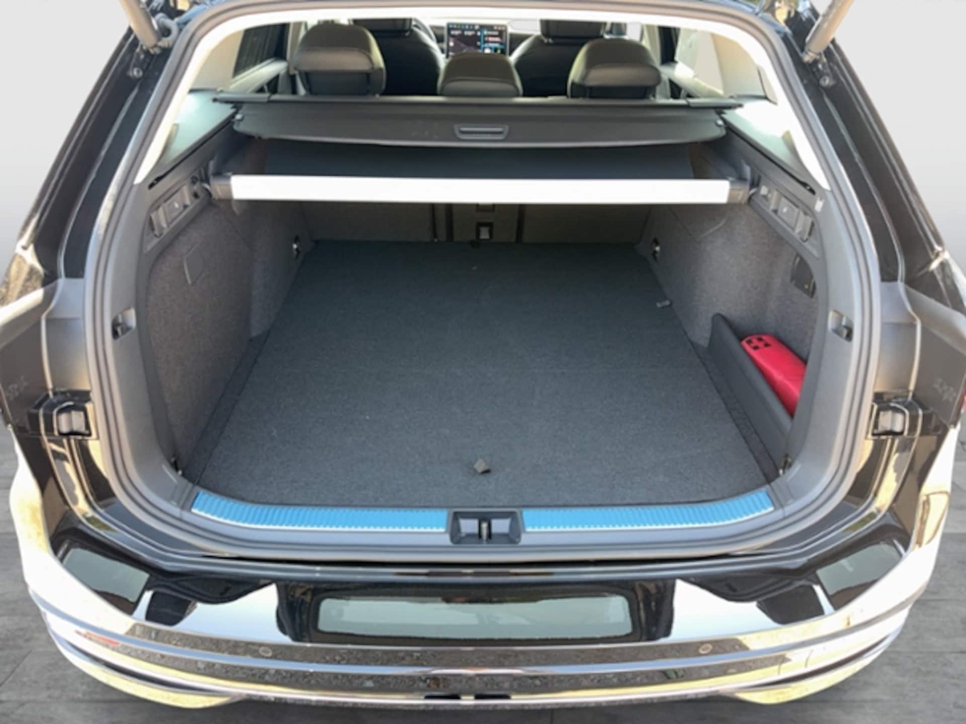 Volkswagen Passat Elegance