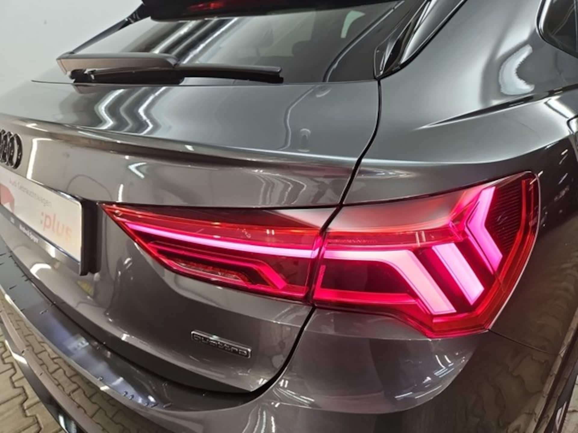 Audi Q3 Sportback S line