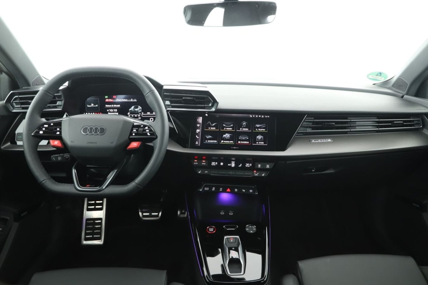 Bild über Audi RS 3 Limousine TFSI quattro 294 kW S tronic - für weitere Informationen kontaktieren Sie den Audi Partner