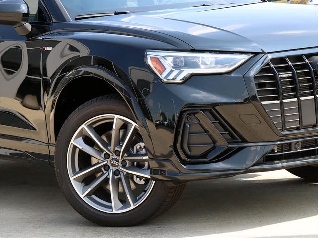 2025 AUDI Q3 - Image 4