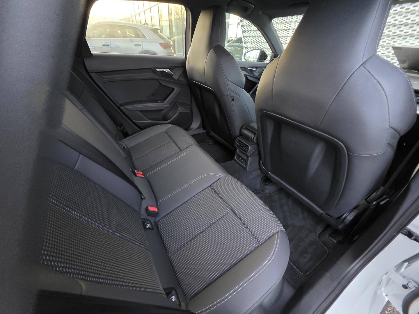 Image about Audi A3 Sportback S line 35 TDI 110 kW (150 ch) S tronic