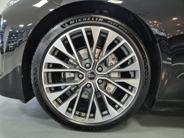 Audi e-tron performance Advanced 270, 00 kW 6