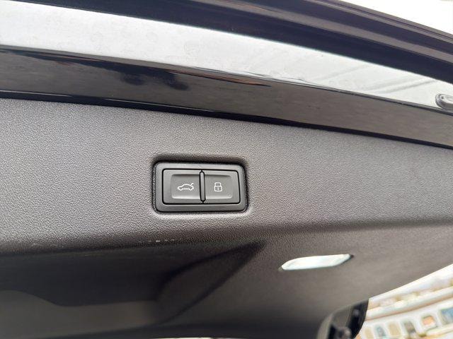 2025 Audi New Q5 Premium Plus - Photo 18