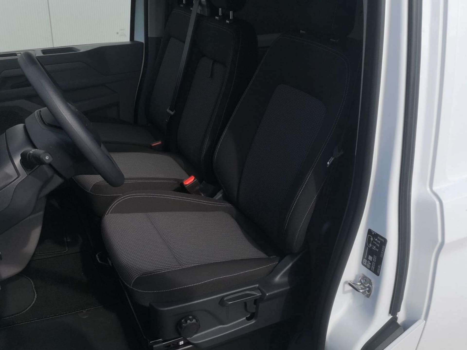 Volkswagen Transporter Kasten langer Radstand
