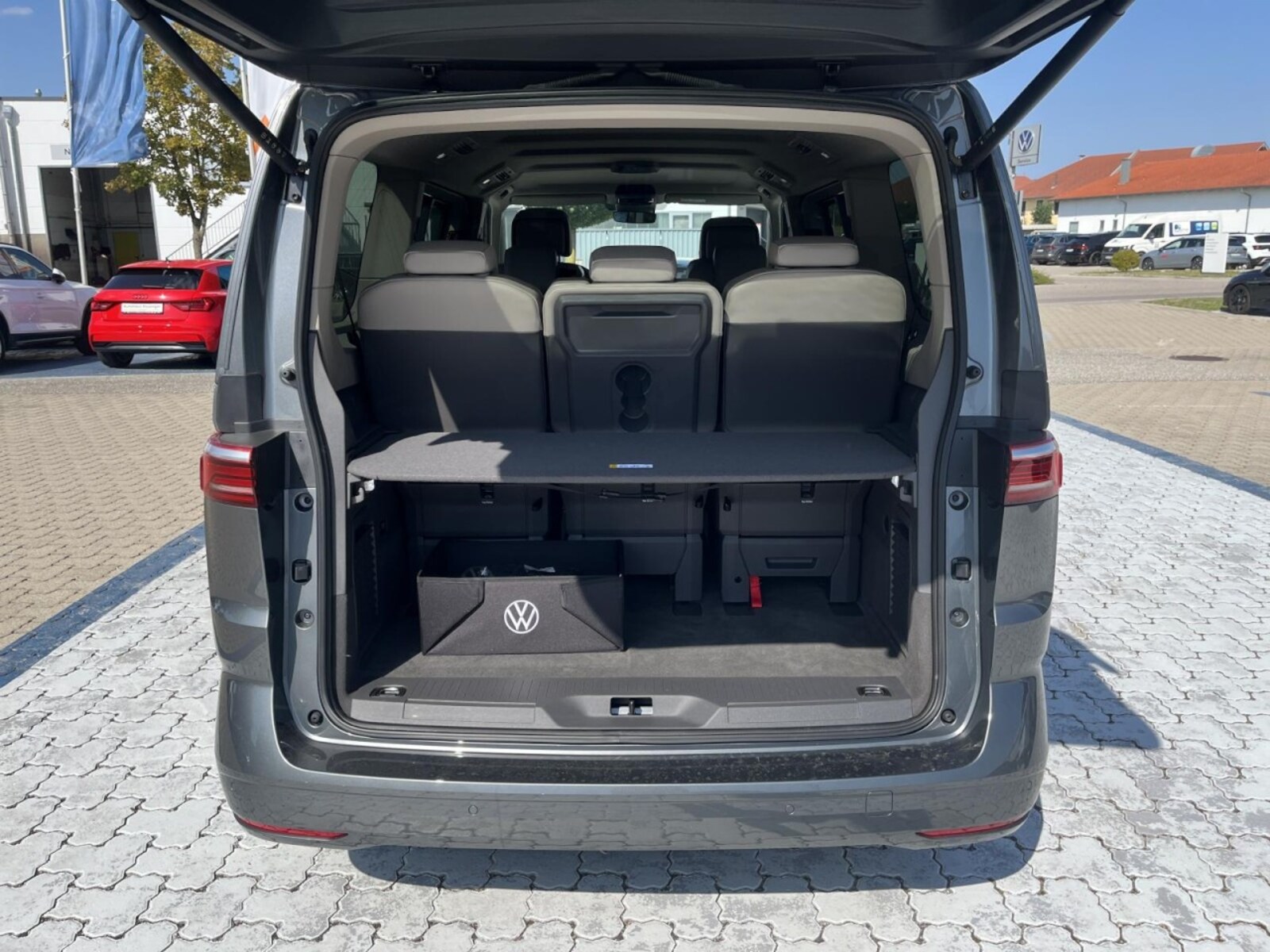 Volkswagen Multivan Langversion – Bild 6