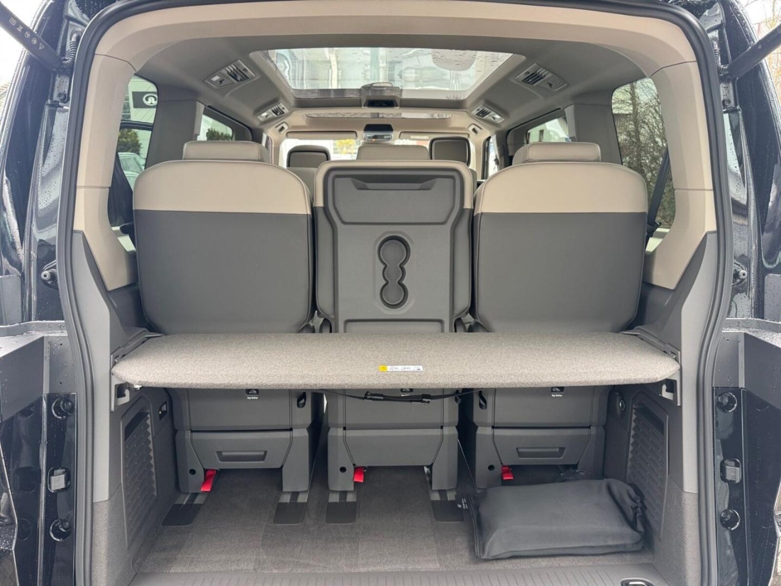 Volkswagen Multivan – Bild 13
