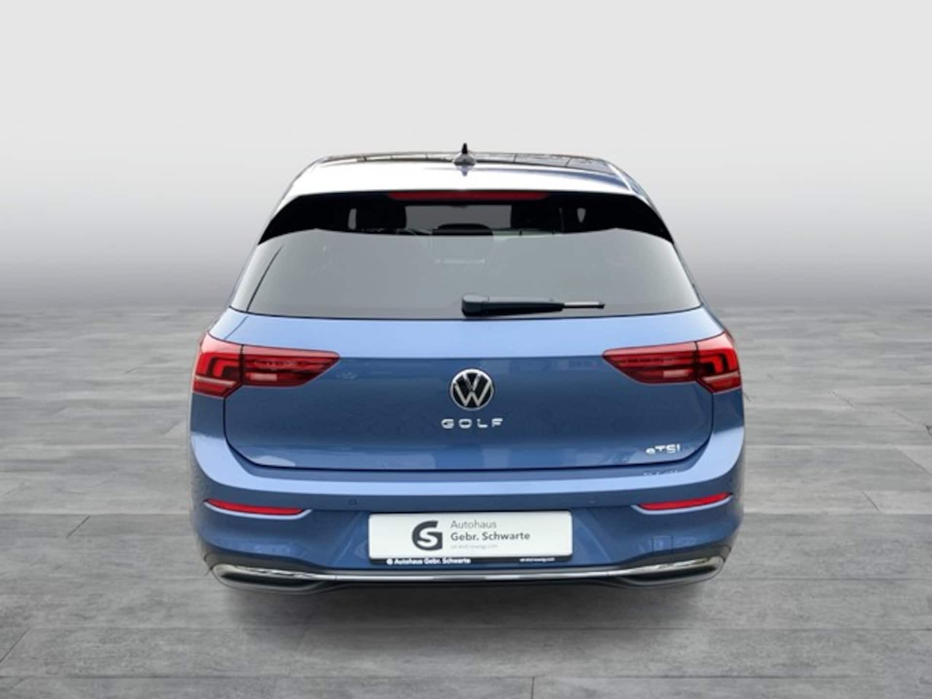 Volkswagen Golf Style