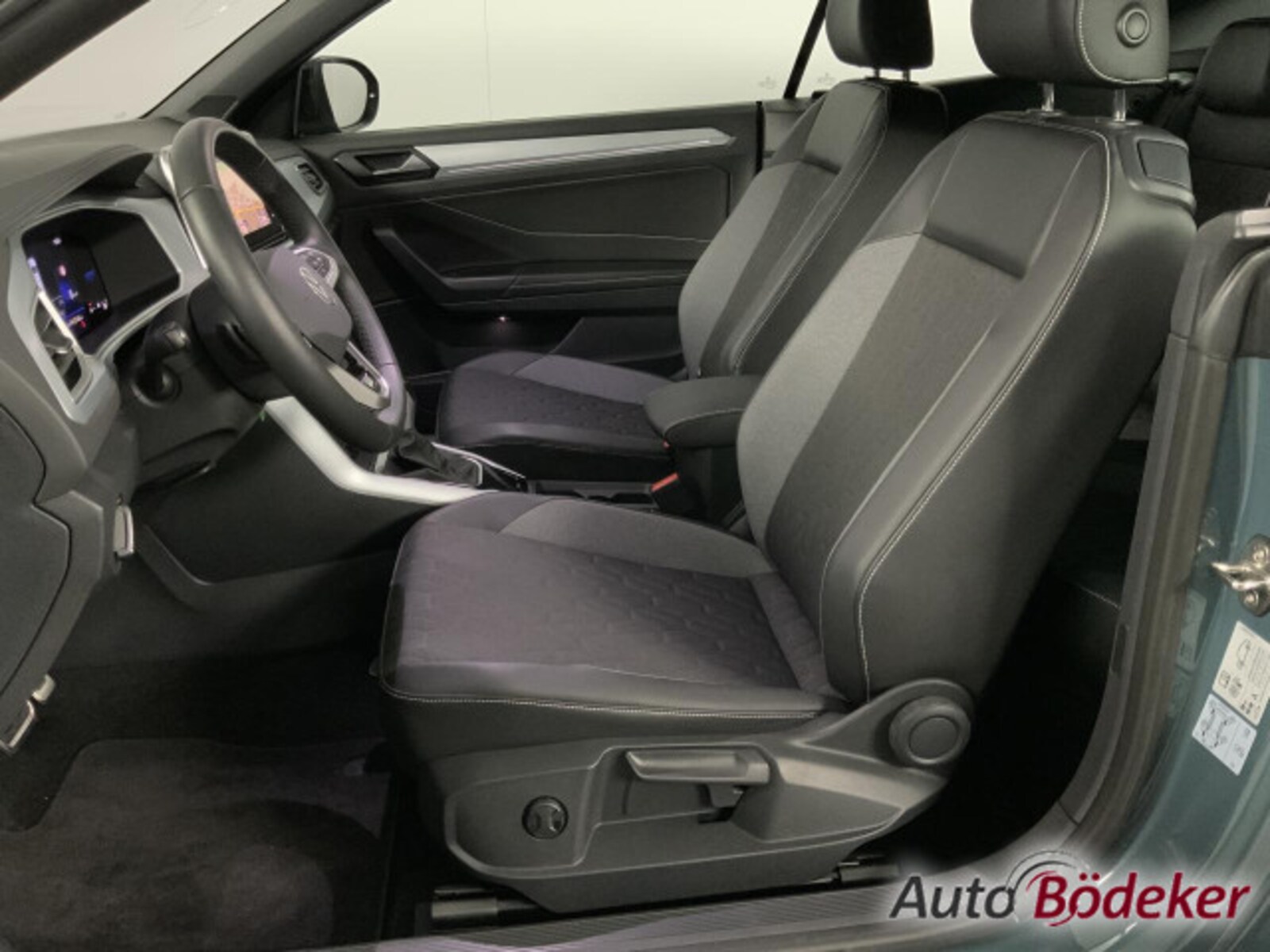 Volkswagen T-Roc Cabriolet – Bild 6