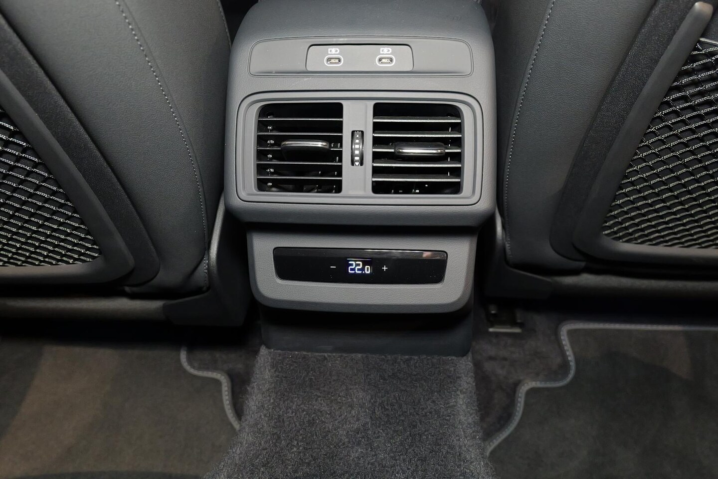 Image about Audi SQ5 SUV TFSI 270 kW edition one