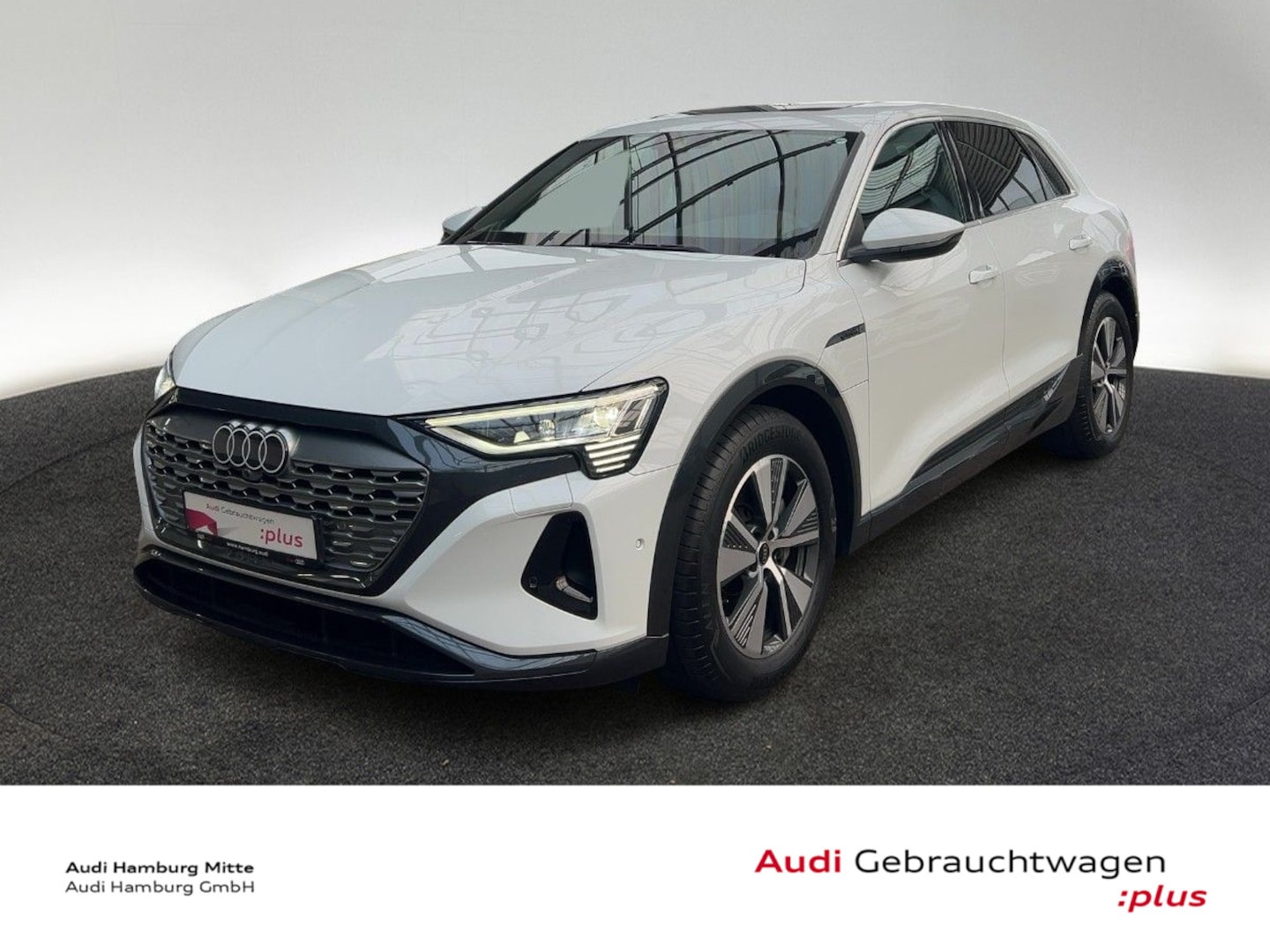 Bild über Audi Q8 e-tron advanced 55 e-tron quattro - für weitere Informationen kontaktieren Sie den Audi Partner