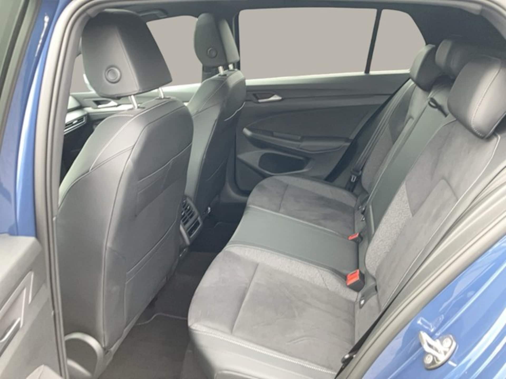 Volkswagen Golf Style