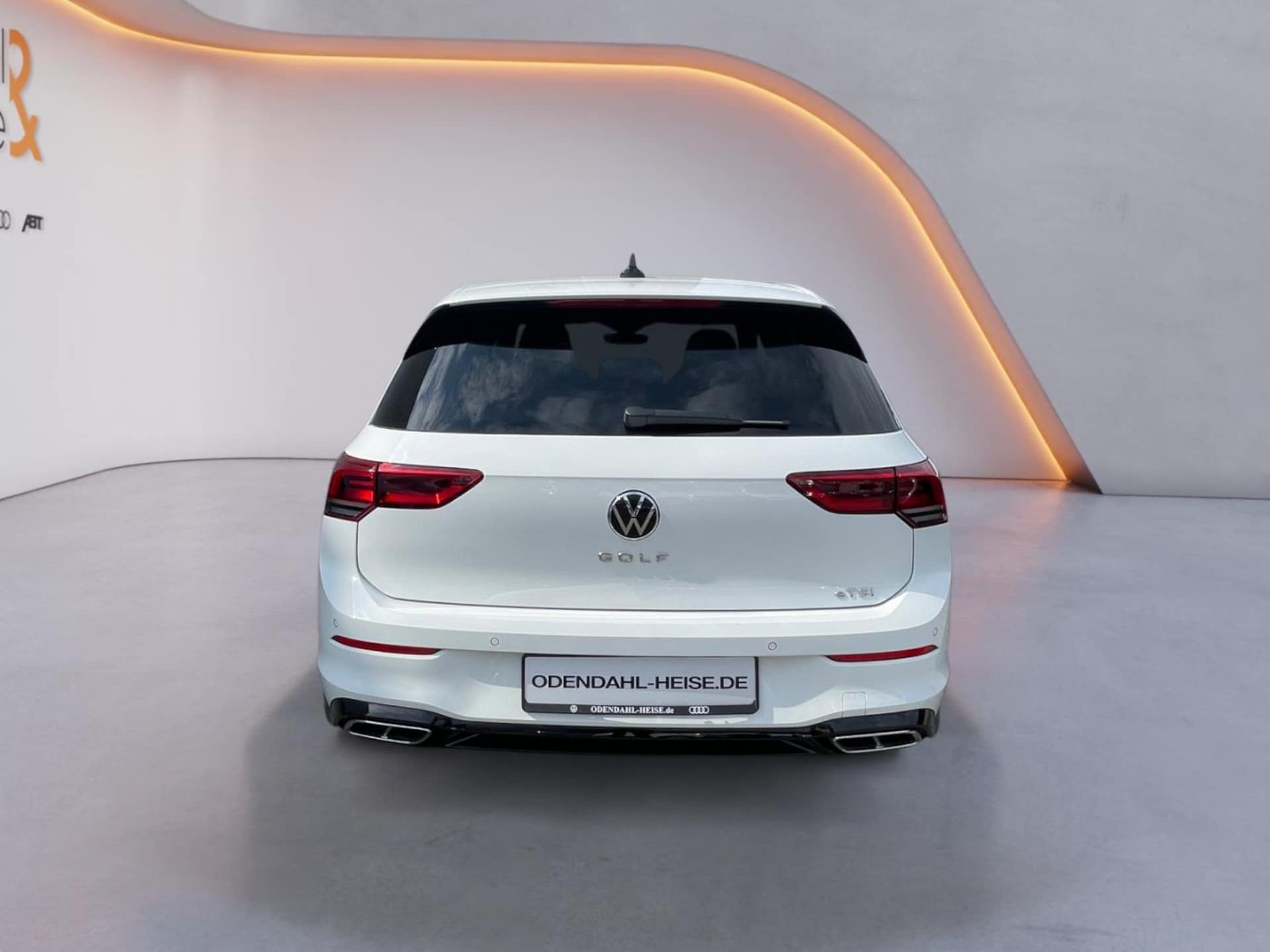 Volkswagen Golf R-Line