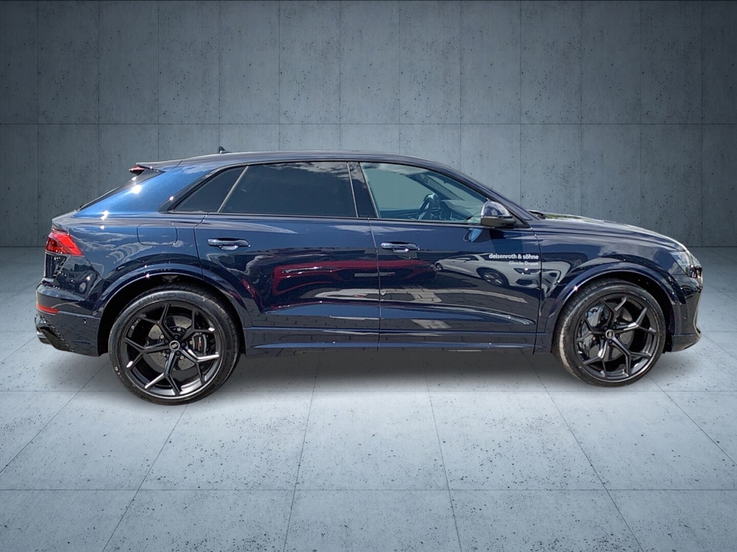 Image about Audi RS Q8 SUV TFSI quattro 471 kW tiptronic