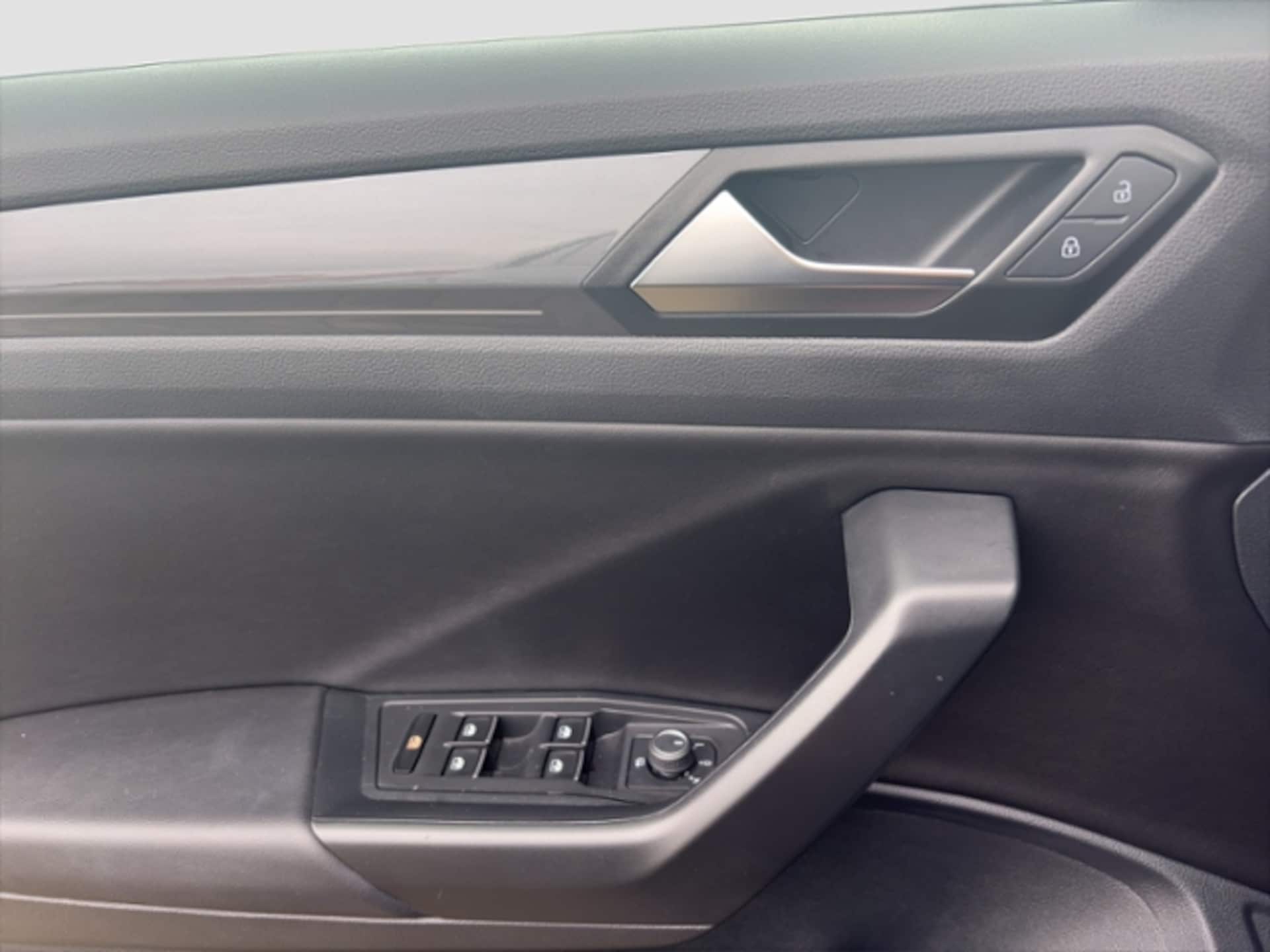 Volkswagen T-Roc Sport