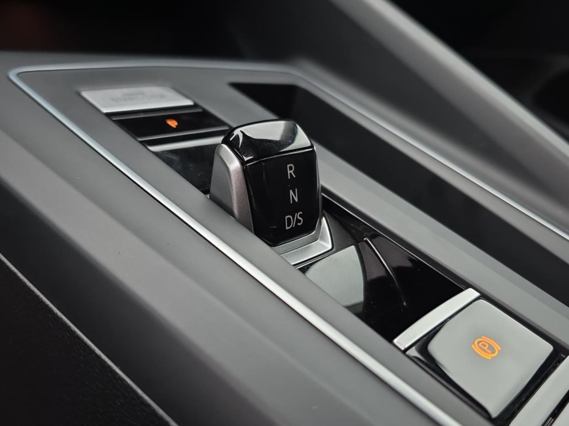 Volkswagen Golf MOVE
