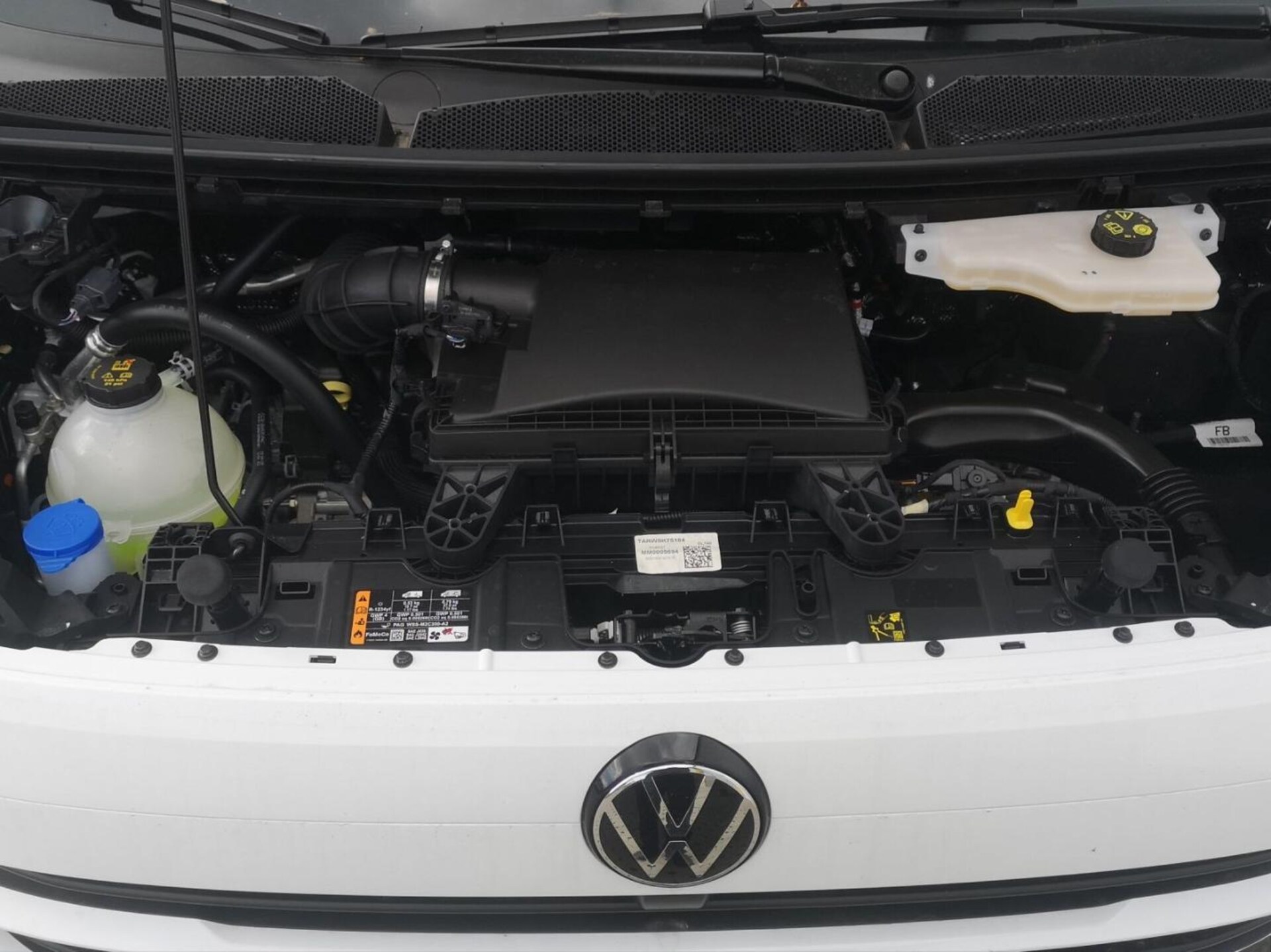 Volkswagen Transporter Kasten langer Radstand