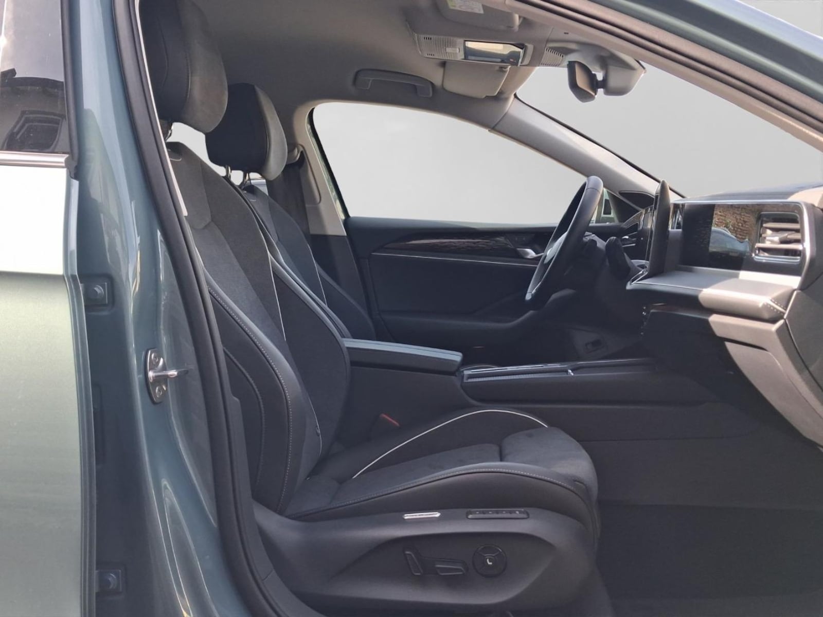 Volkswagen Passat – Bild 4