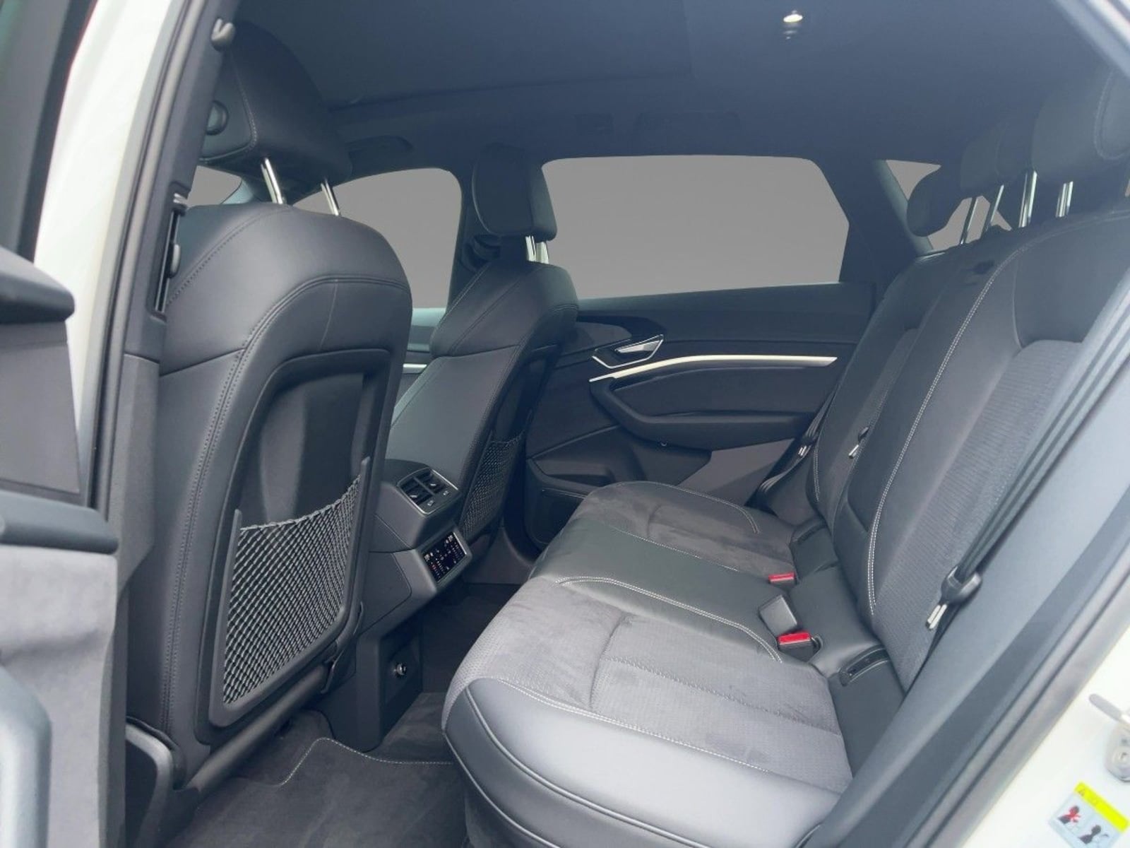 Audi Q8 e-tron – Bild 8