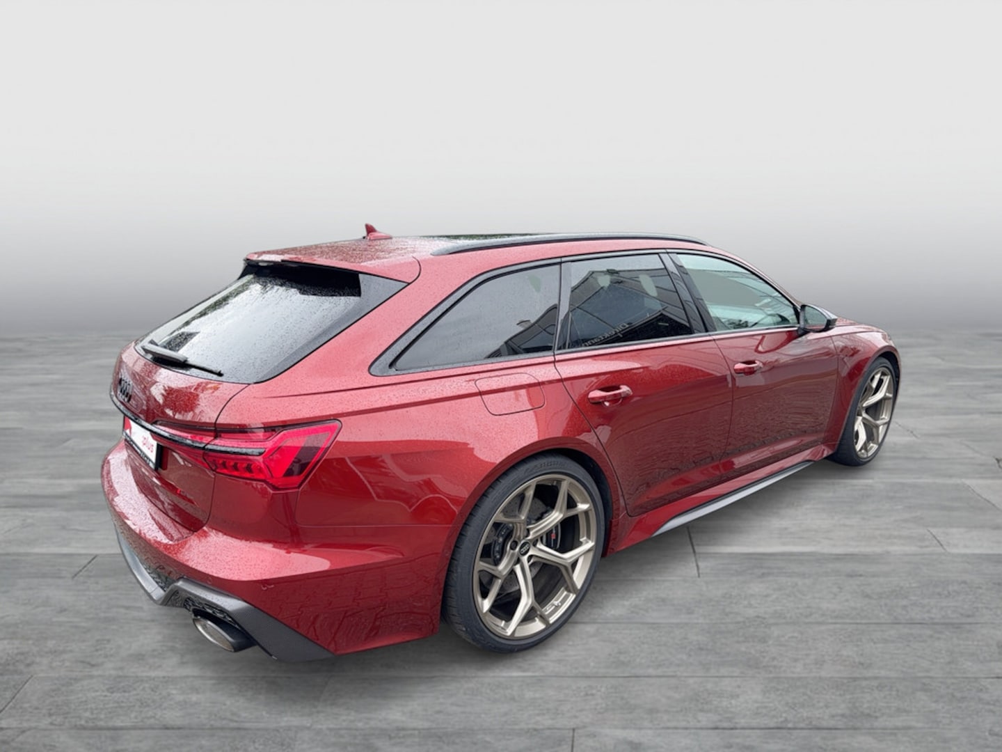 Bild über Audi RS 6 Avant performance quattro tiptronic - für weitere Informationen kontaktieren Sie den Audi Partner