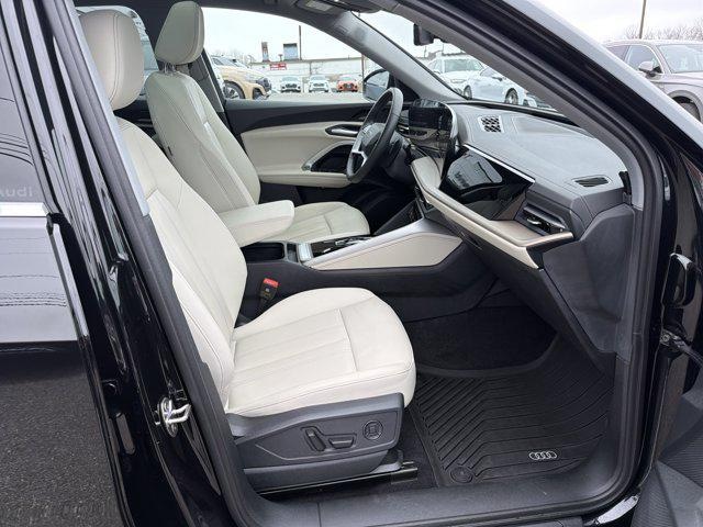 2025 Audi New Q5 Premium Plus - Photo 22