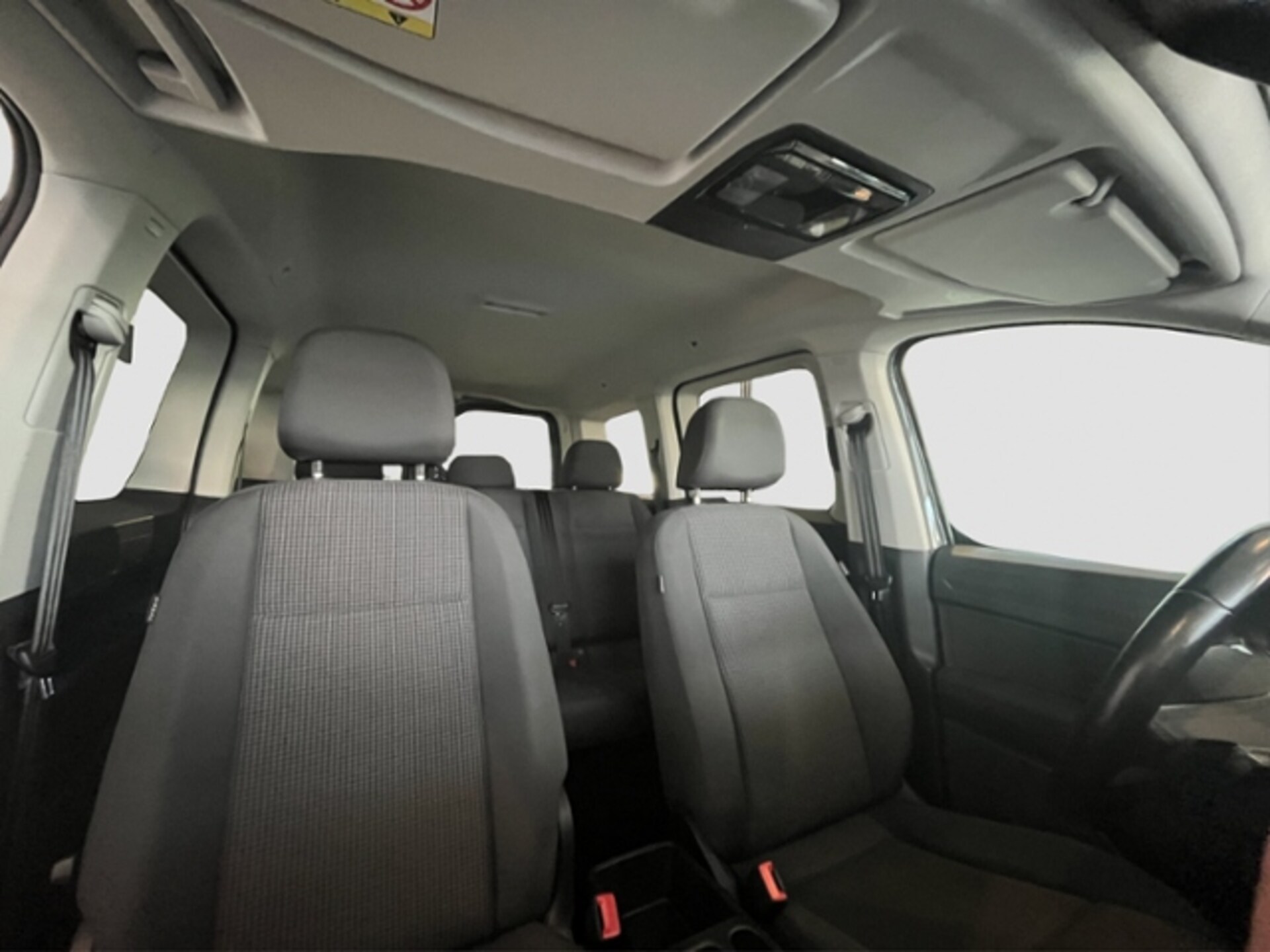 Volkswagen Caddy Basis-Modell
