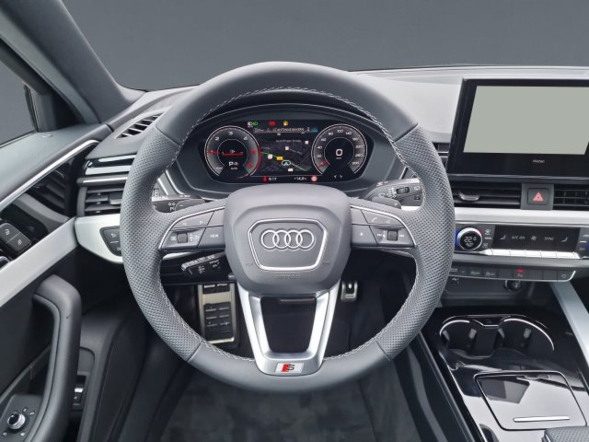 Audi A4 Avant S line
