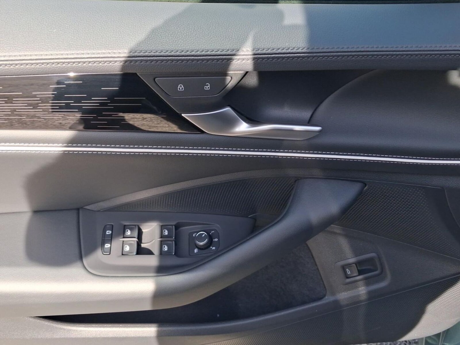 Volkswagen Passat – Bild 8