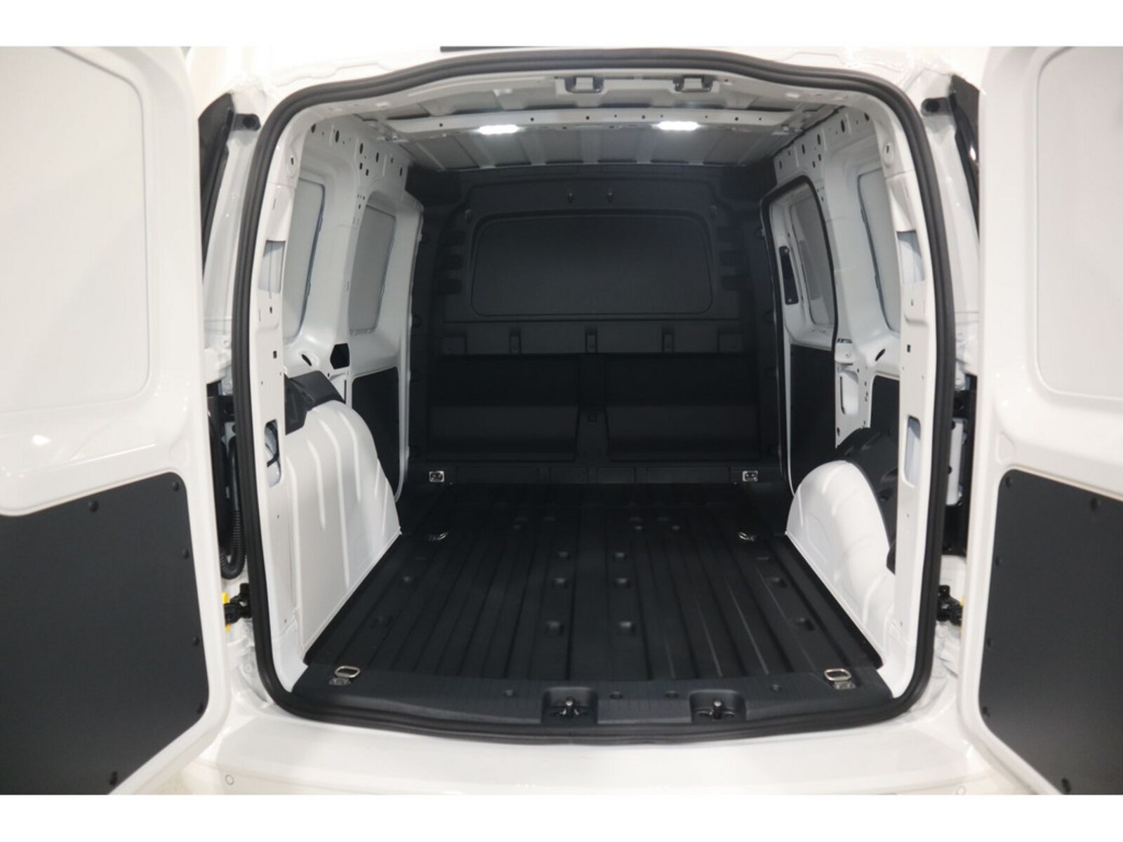 Volkswagen Caddy Cargo – Bild 6