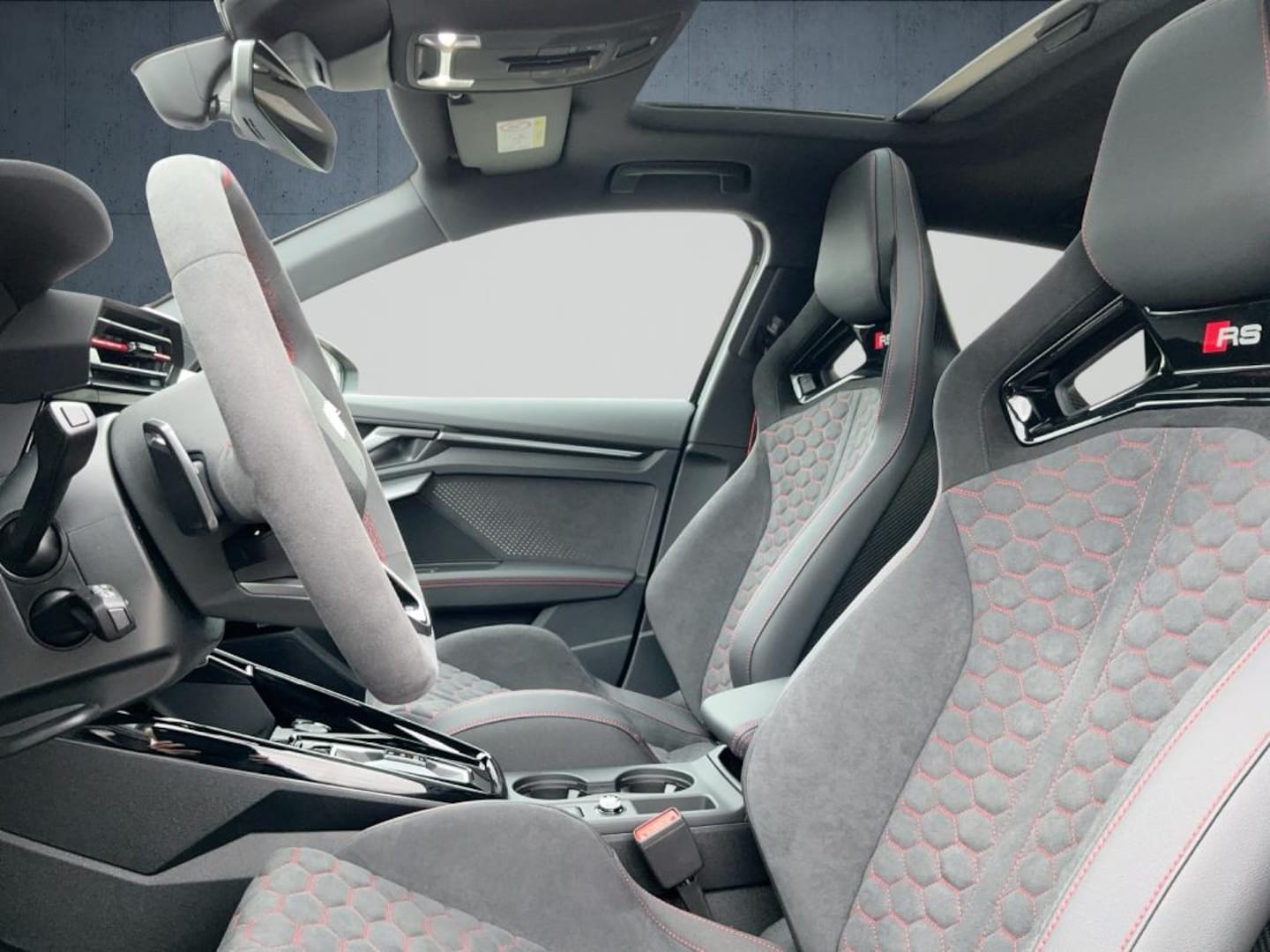 Bild über Audi RS 3 Sportback TFSI quattro 294 kW S tronic - für weitere Informationen kontaktieren Sie den Audi Partner