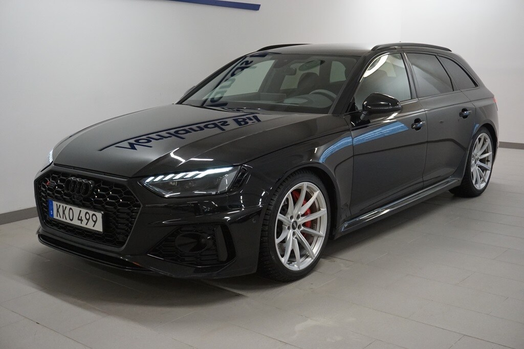 Bild som visar&nbsp;Audi RS 4 Avant&nbsp;RS 4 Avant 450 hk tiptronic - för mer information kontakta din Audi Partner