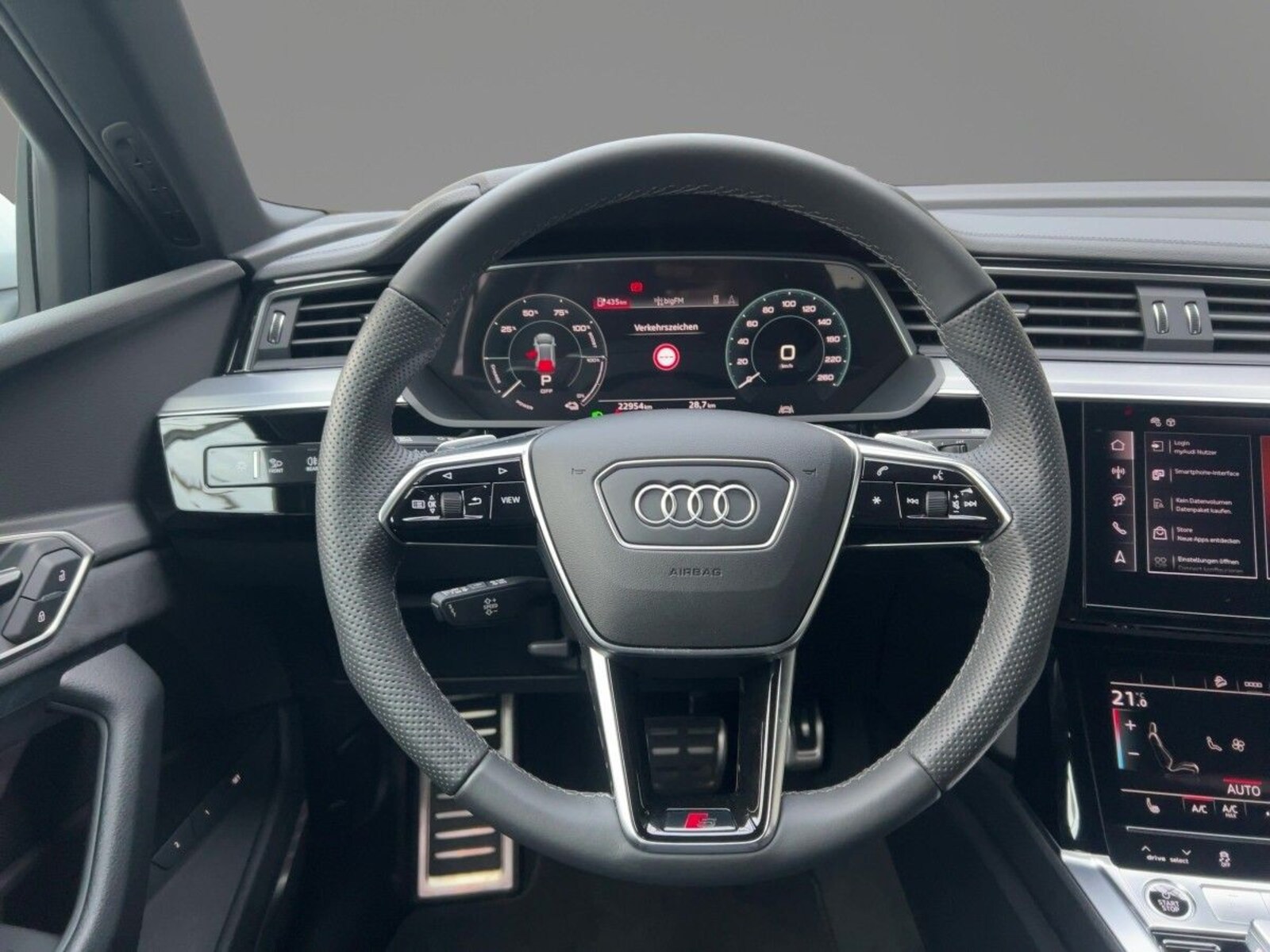Audi Q8 e-tron – Bild 10