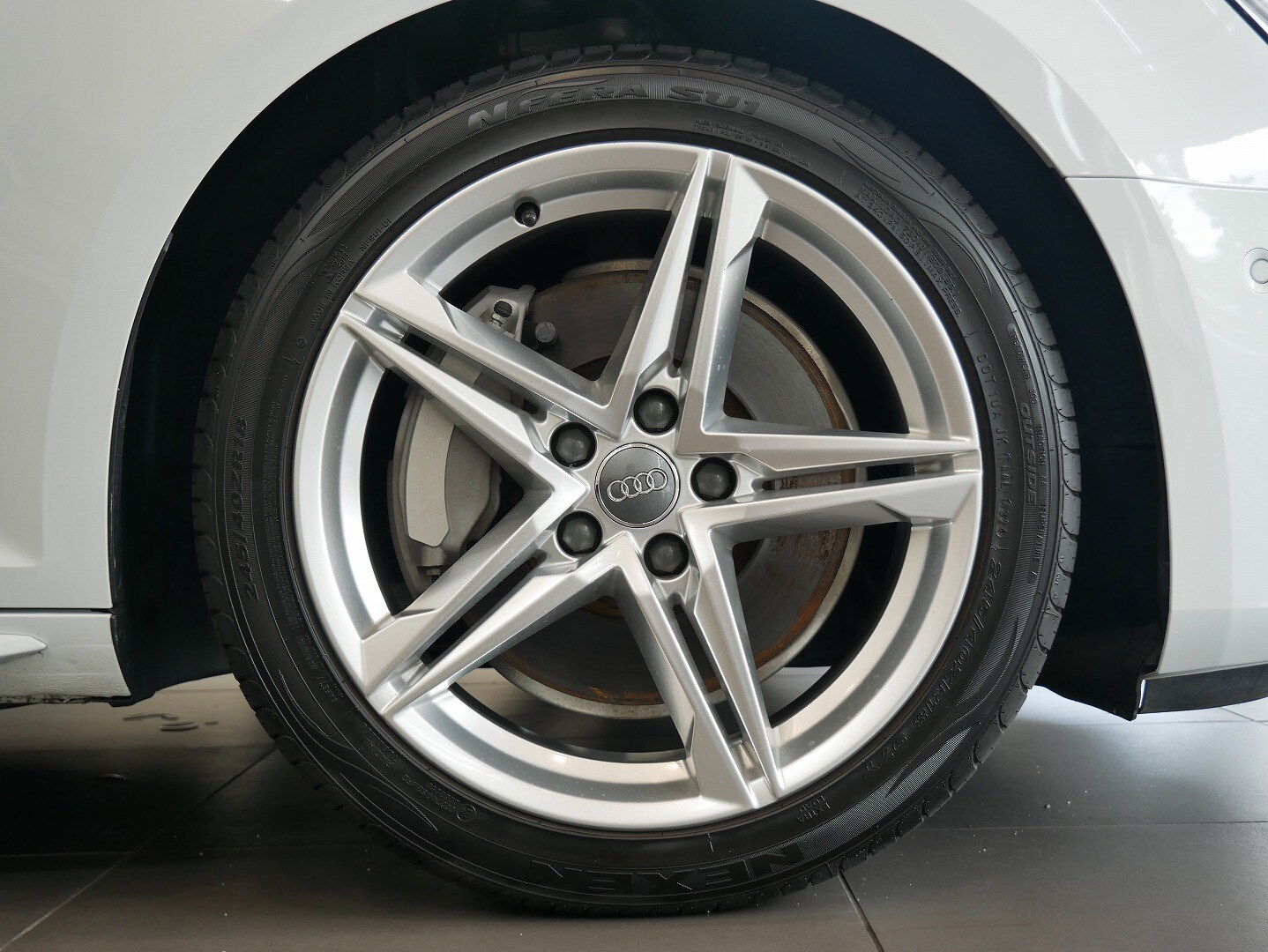 Image about Audi A4 2.0 TFSI quattro ※S lineパッケージ付