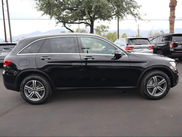 2022 Mercedes-Benz GLC 300