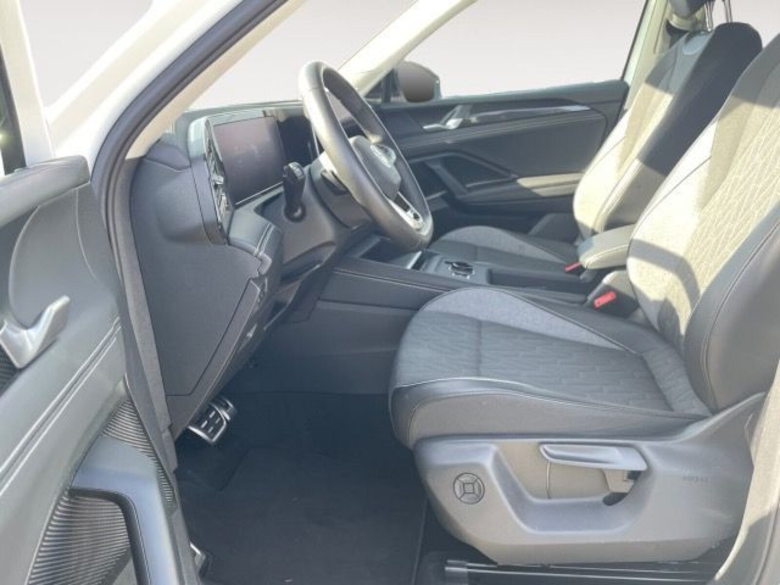 Volkswagen Tiguan – Bild 9