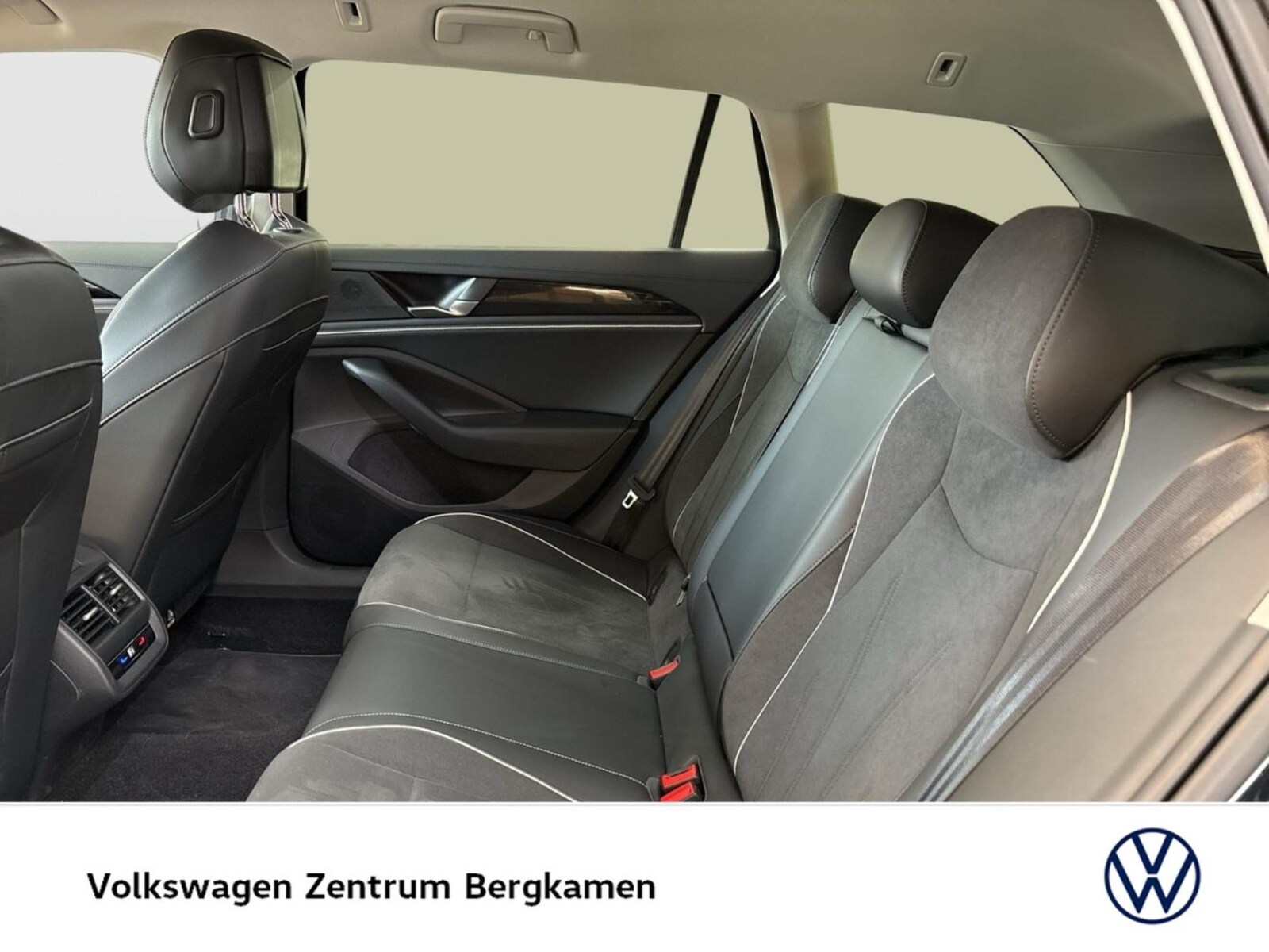 Volkswagen Passat – Bild 11
