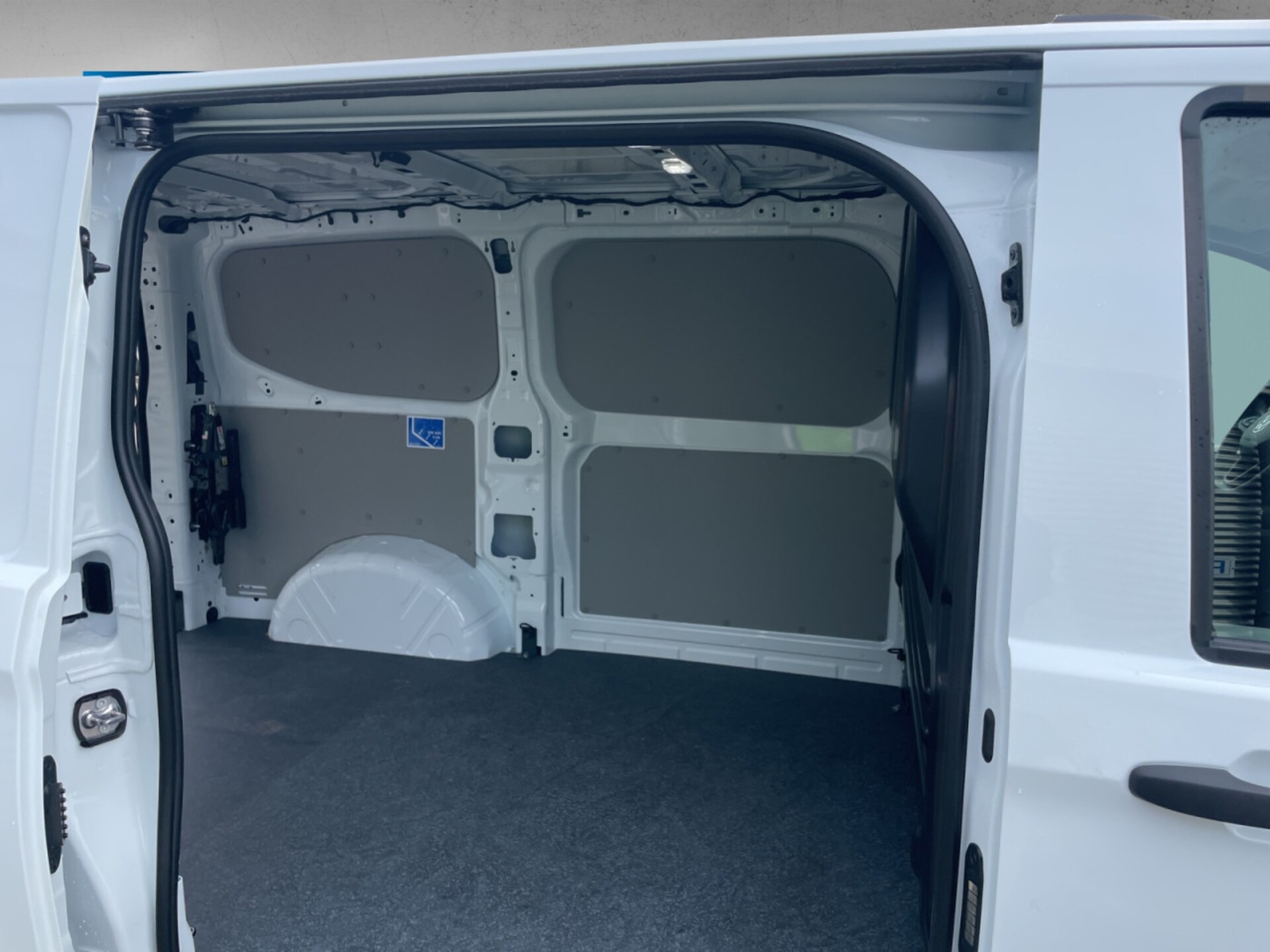 Volkswagen Transporter Kasten kurzer Radstand
