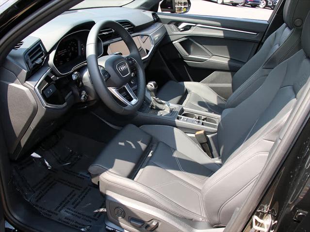 2025 AUDI Q3 - Image 12