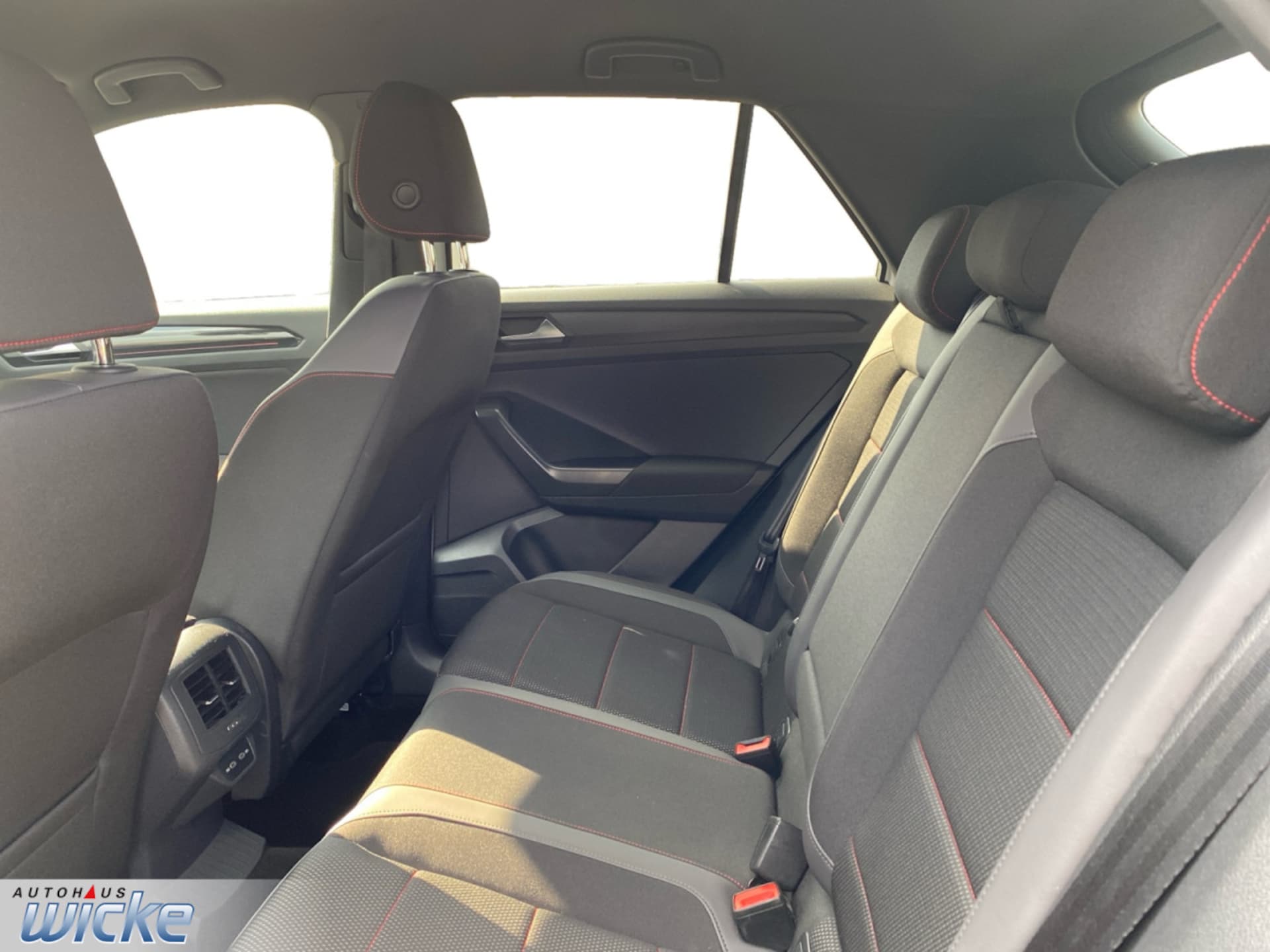 Volkswagen T-Roc Sport