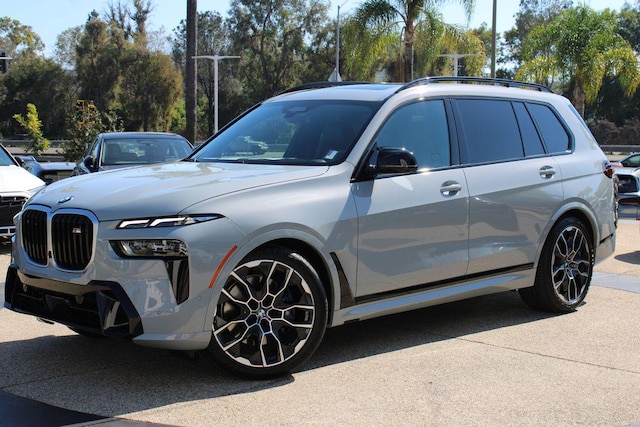 2024 BMW X7