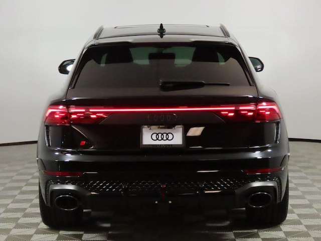 2026 Audi RS Q8 SUV performance