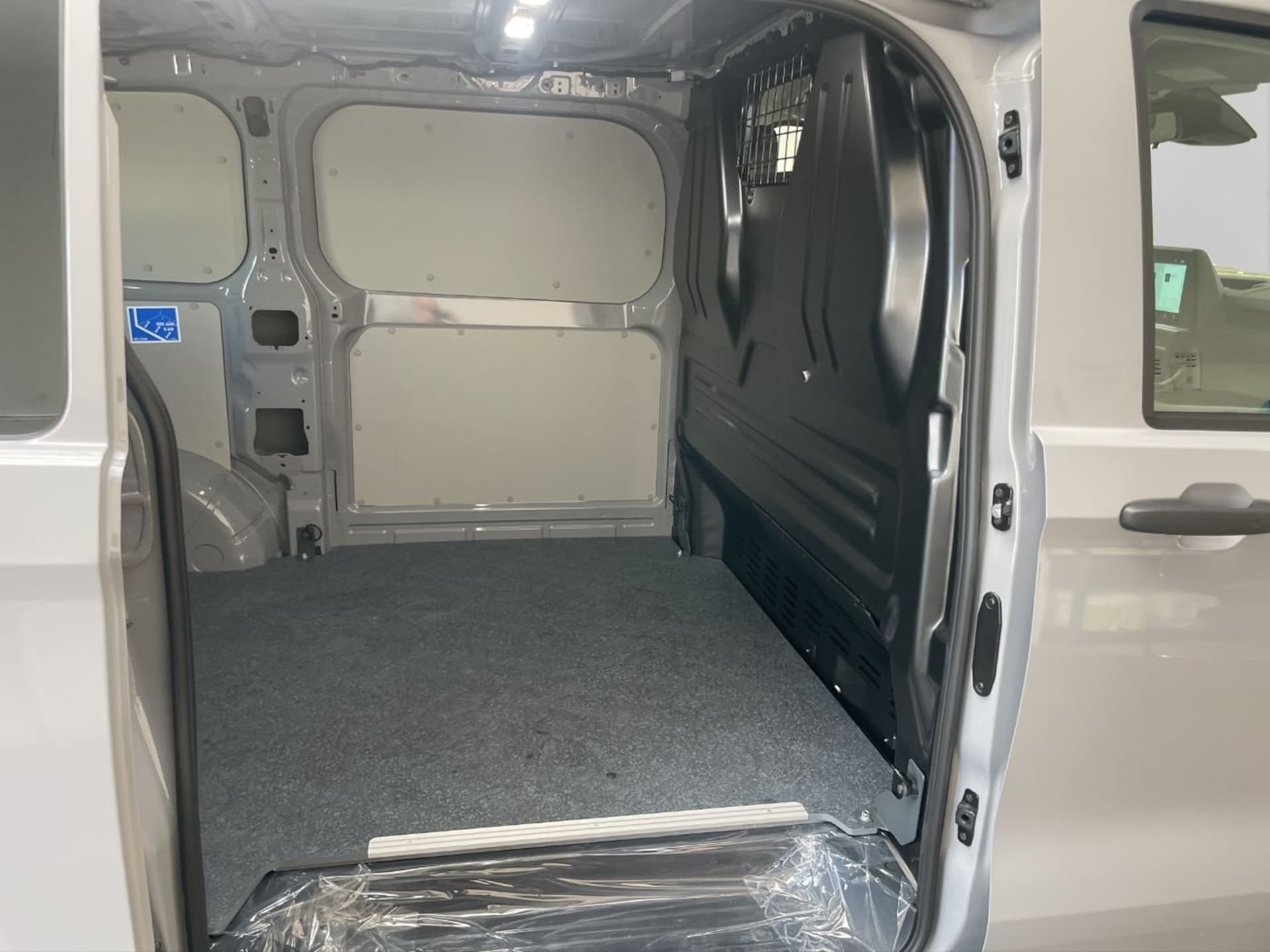 Volkswagen Transporter Kasten kurzer Radstand