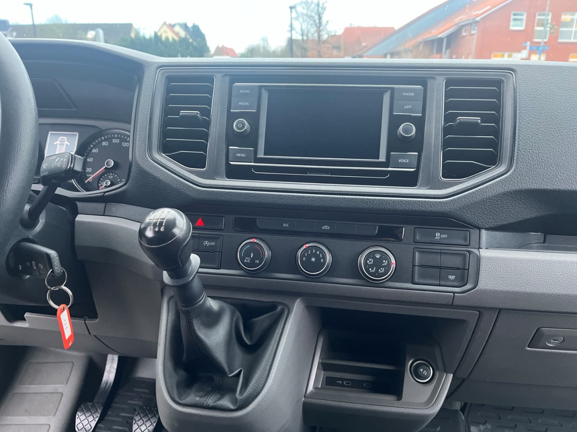 Volkswagen Crafter Kasten mittlerer Radstand