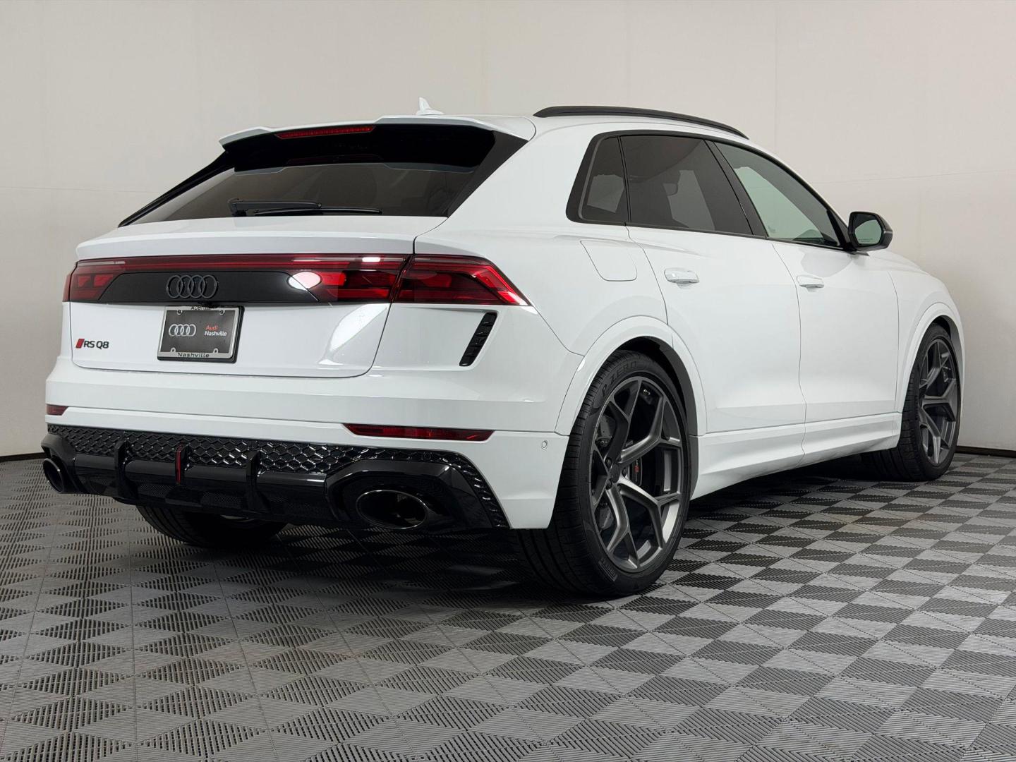 2026 Audi RS Q8 Base - Photo 9