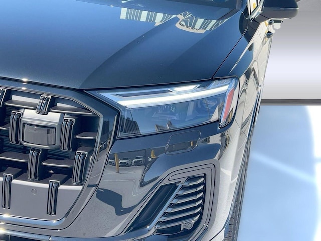 2026 Audi Q7 Premium - Photo 11