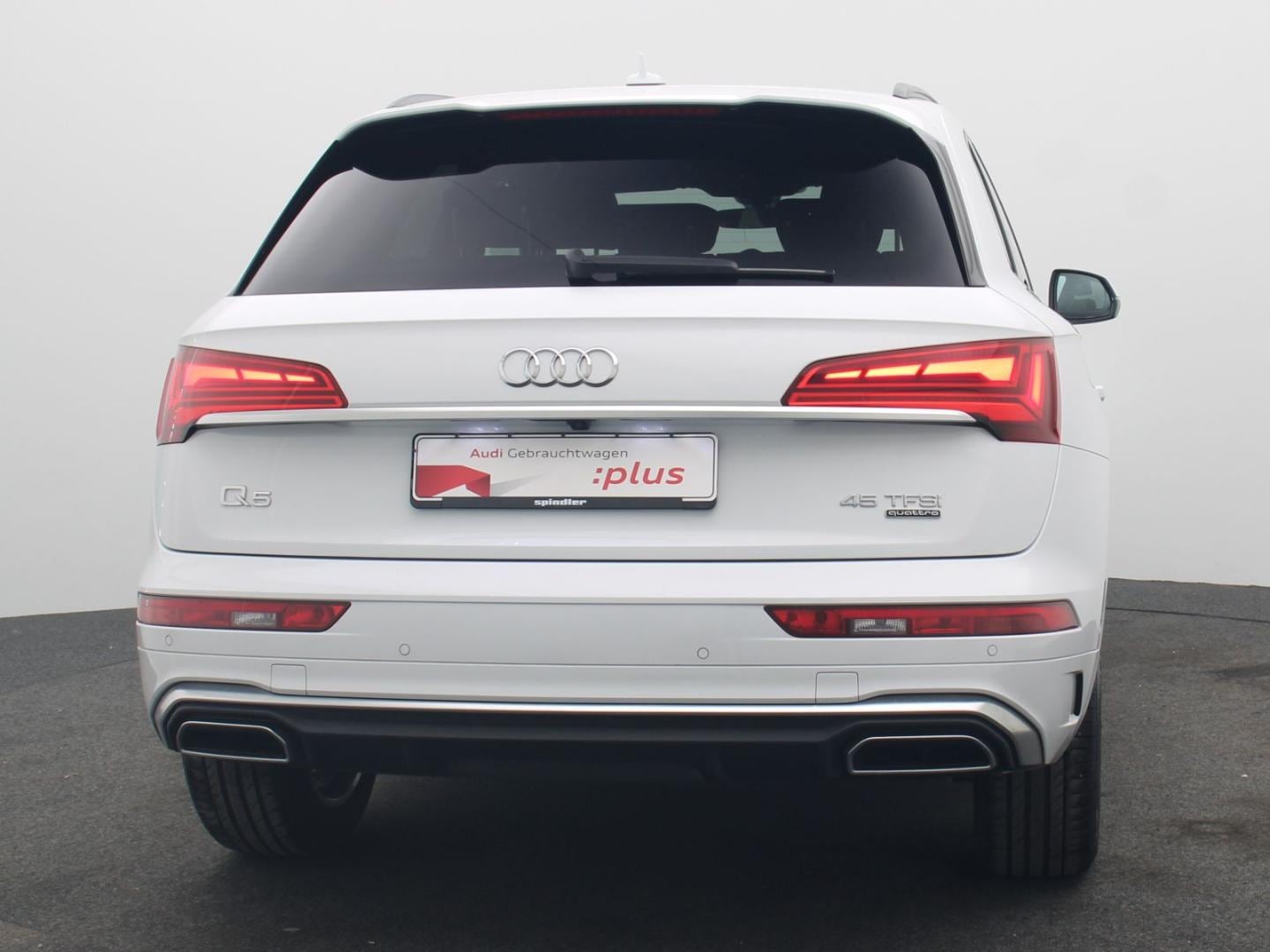 Bild über Audi Q5 45 TFSI quattro S tronic - für weitere Informationen kontaktieren Sie den Audi Partner