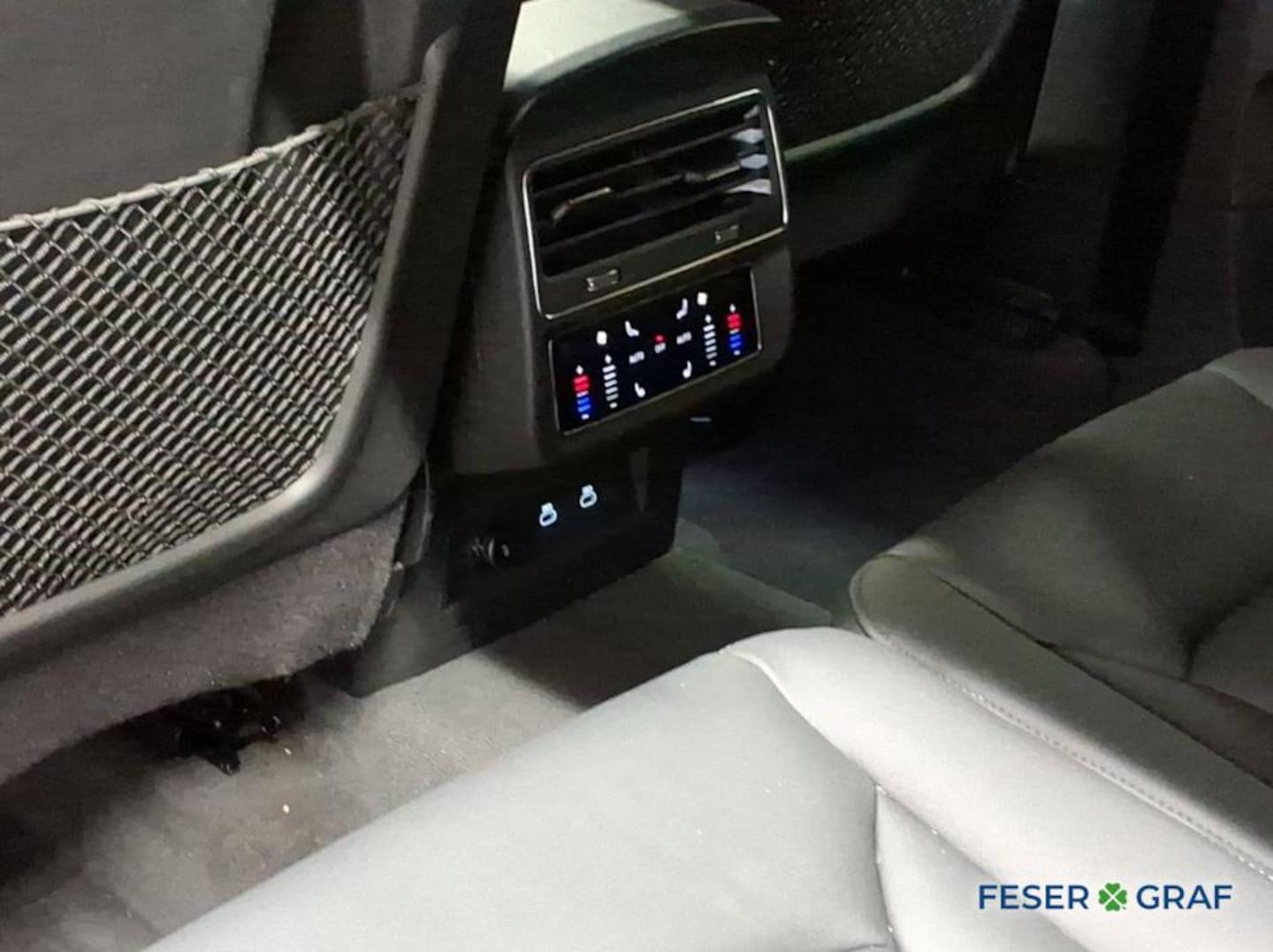 Bild über Audi Q7 SUV TFSI quattro 250 kW tiptronic - für weitere Informationen kontaktieren Sie den Audi Partner
