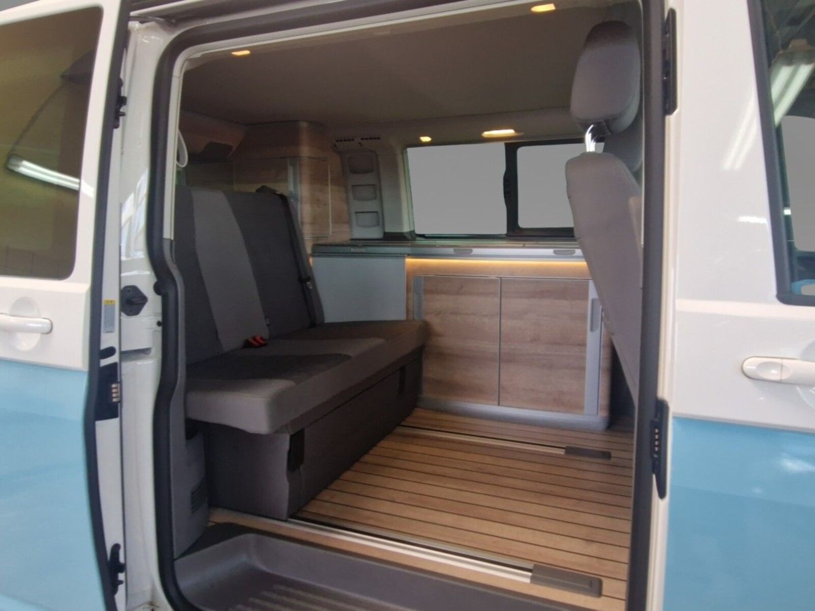 Volkswagen T6.1 California – Bild 7
