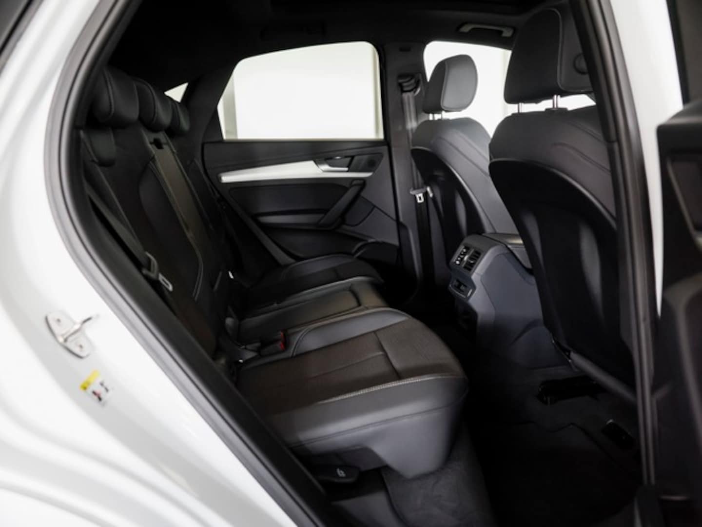 Bild über Audi Q5 Sportback 40 TDI quattro S tronic - für weitere Informationen kontaktieren Sie den Audi Partner